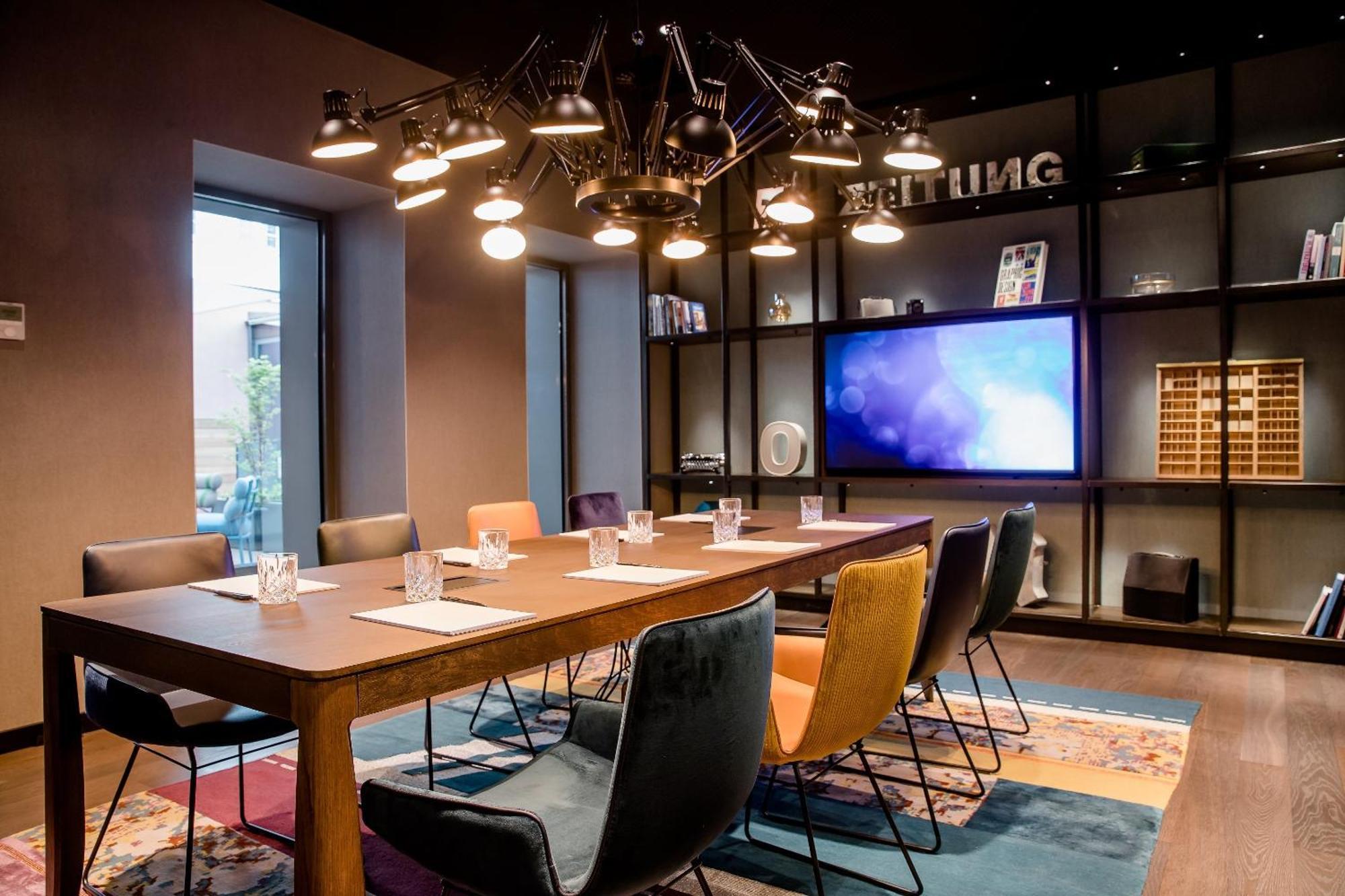 Motel One Hannover-Oper Екстериор снимка