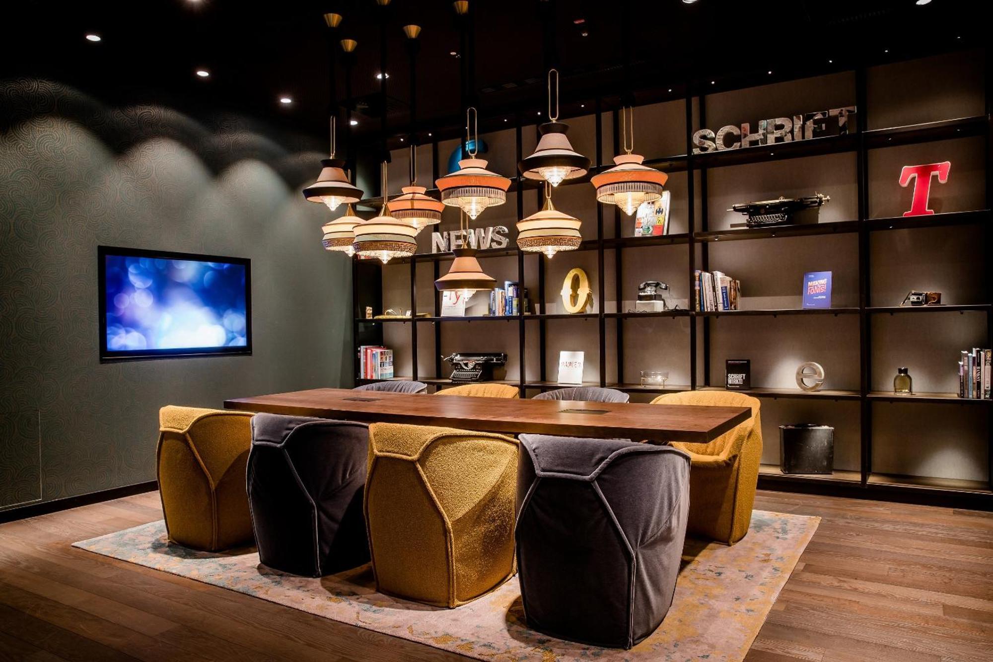 Motel One Hannover-Oper Екстериор снимка